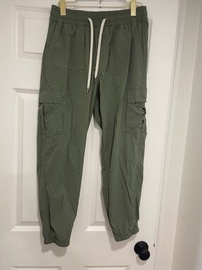 Women’s vuori Olive Green Cargo Jogger Pants - Casual Drawstring Waist